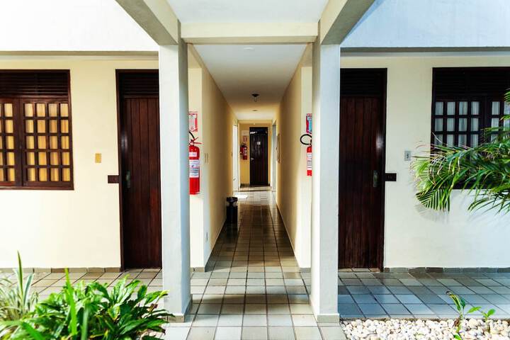 Ballroom/Hall 22 of 23