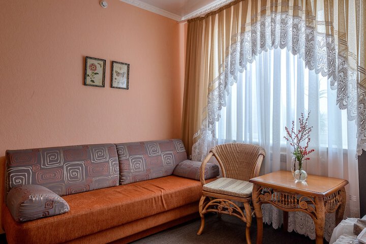 Room 26 of 39