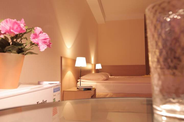 Room 14 of 49