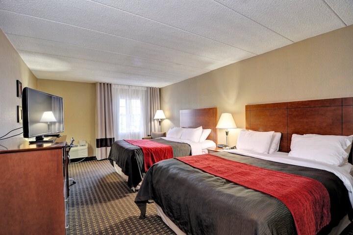 2 Queen Beds Accessible (5 of 17)