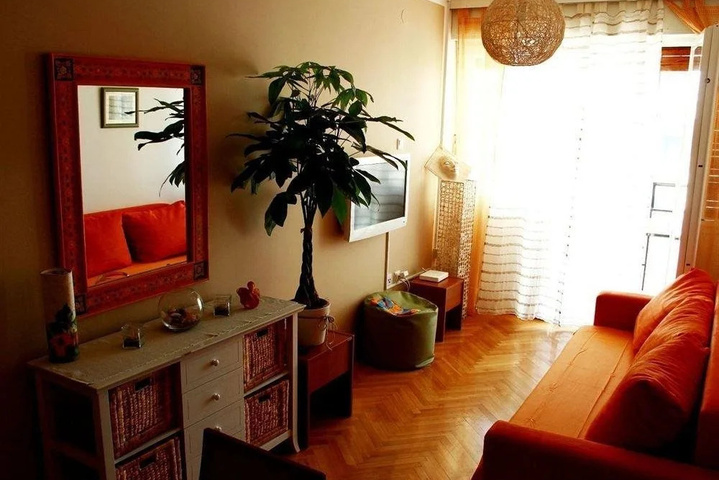 Room 3 of 11