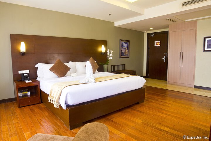 Room 16 of 50