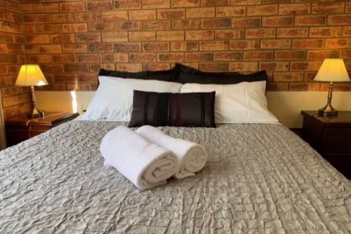 Room 15 of 21