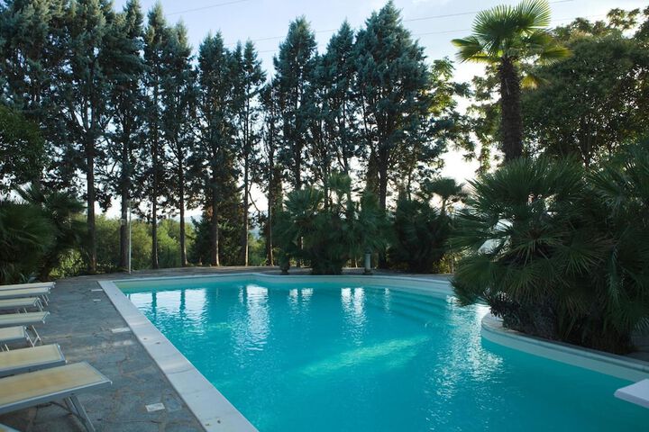 Pool 30 of 59