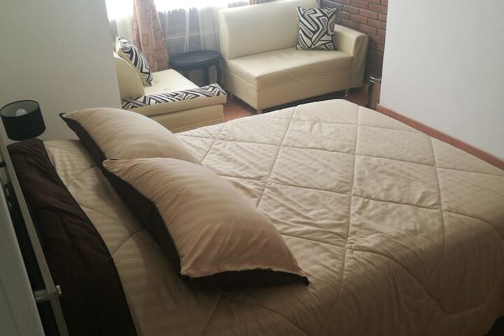 Room 8 of 66