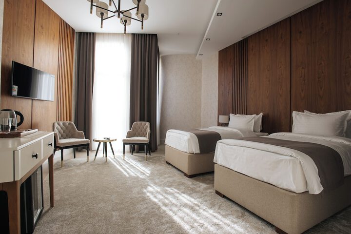 Room 11 of 45