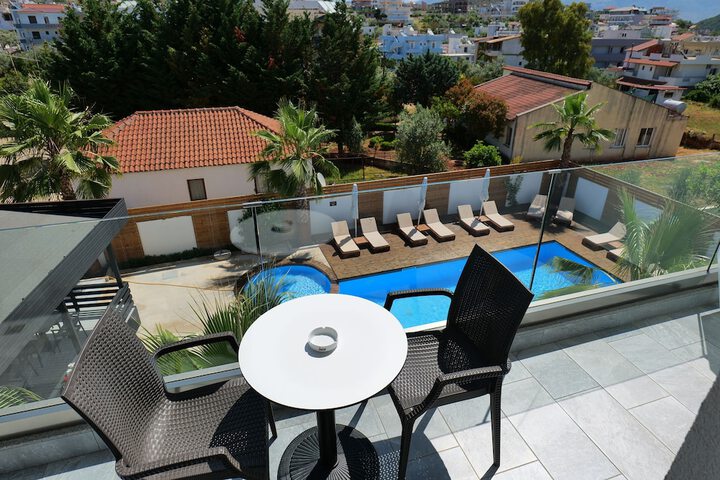 Terrace/Patio 102 of 103