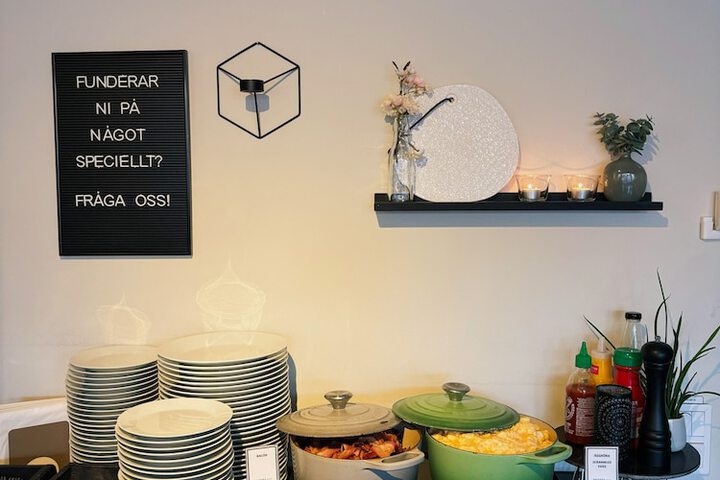 Dining 54 of 63