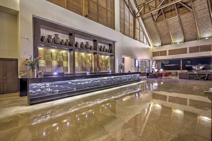 Lobby Photos