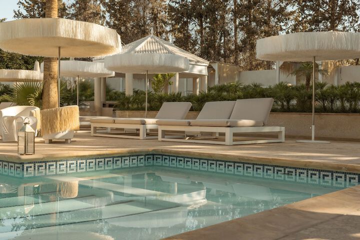 Pool 123 of 152