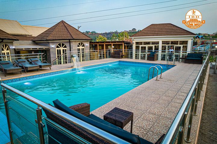 Pool 42 of 55