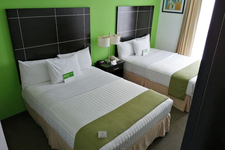 Room 10 of 94