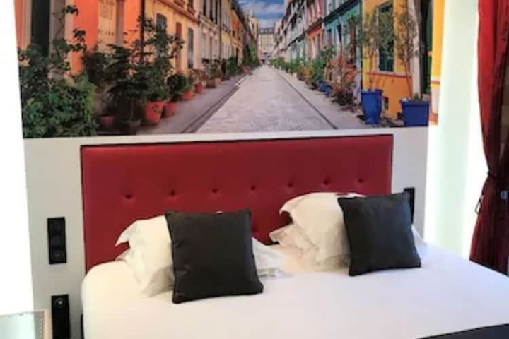 Room 56 of 173