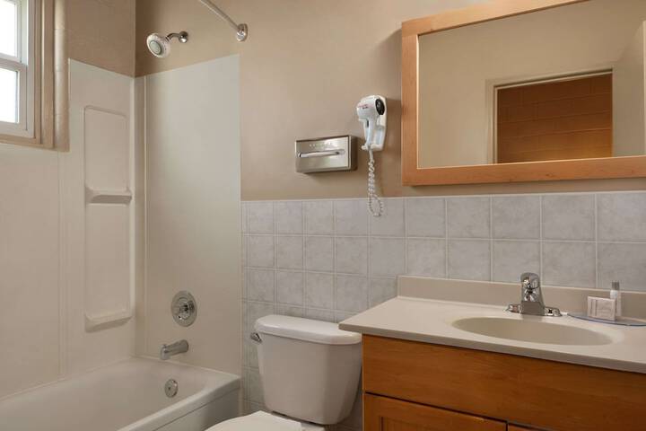 Clean Restrooms