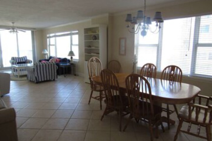 Room 8 of 26
