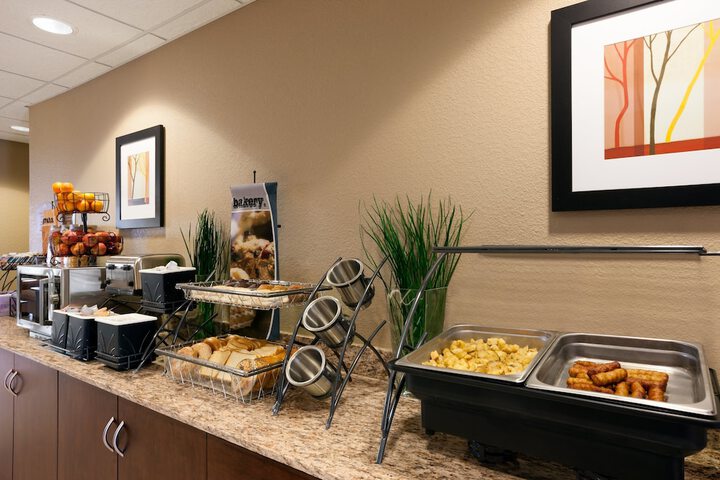 Breakfast/Coffee Service 11 of 25