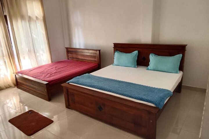 Room 8 of 21