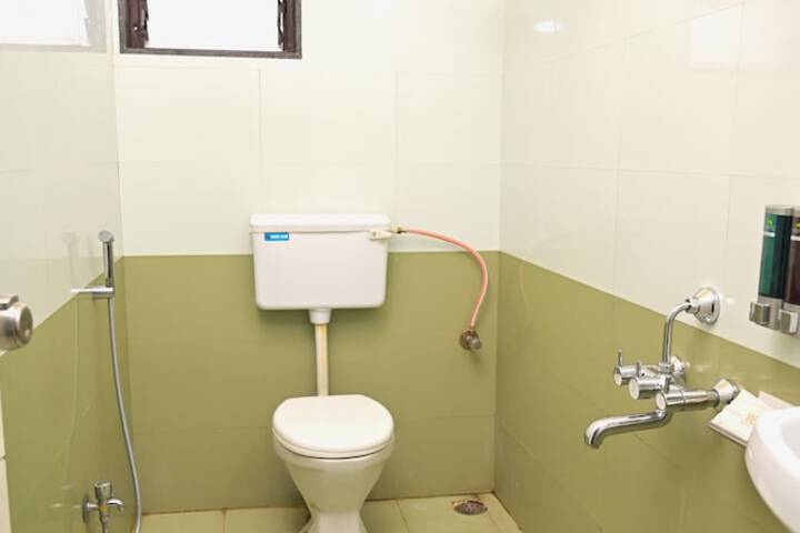 Room 3 of 4