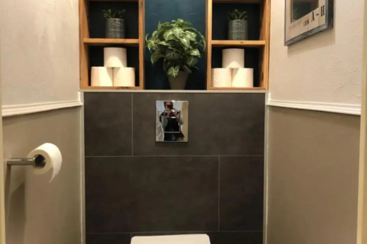 Room 9 of 14