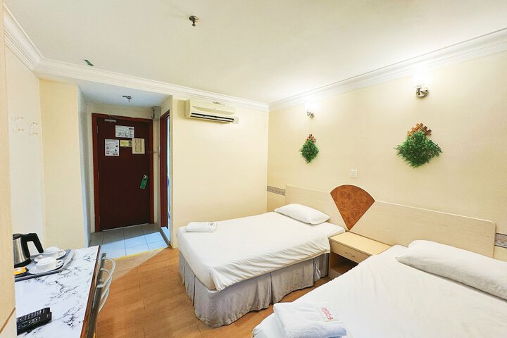 Room 63 of 82