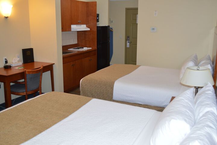 Room 12 of 40