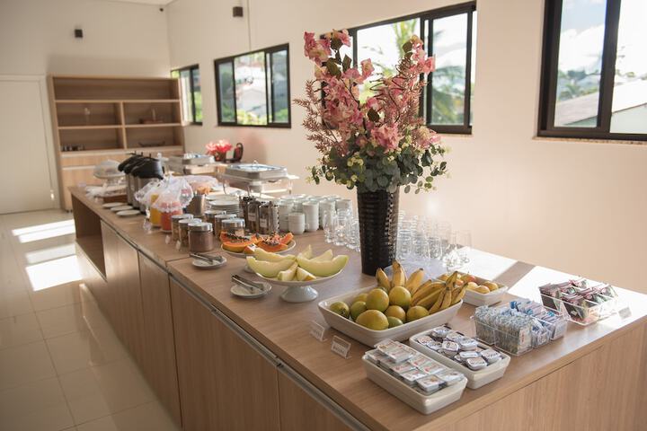 Breakfast/Coffee Service 24 of 29