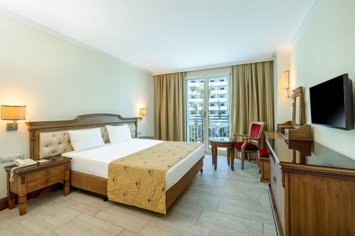 Room 10 of 67