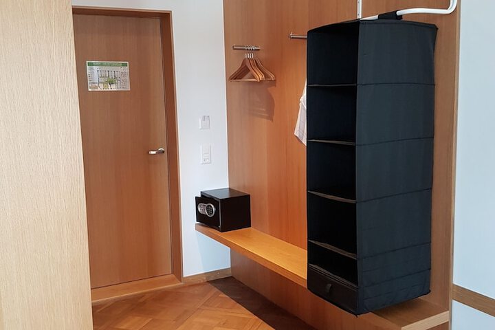 Room 26 of 60