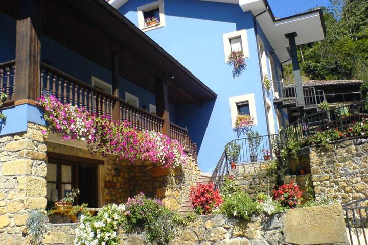 La Casona de Cardes