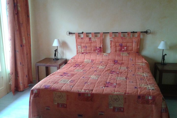 Room 6 of 47