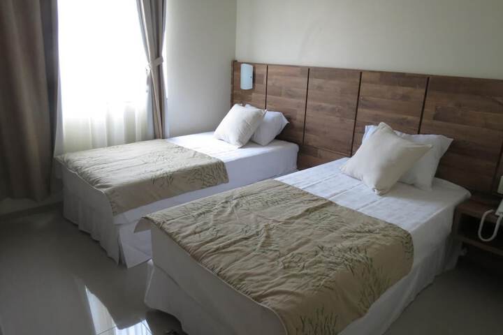 Room 8 of 48