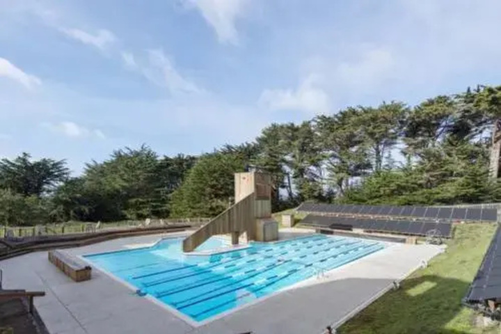 Pool 12 of 22