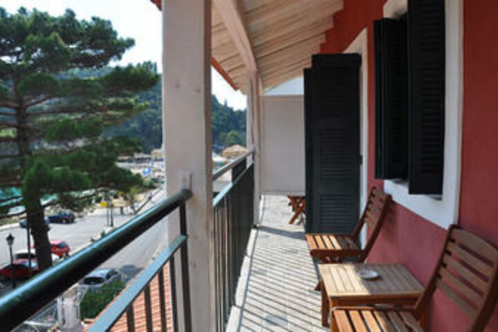 Terrace/Patio 4 of 65