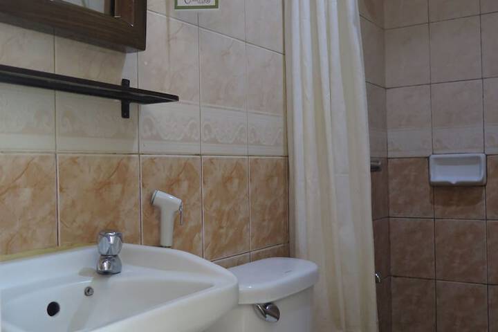 Room 17 of 25