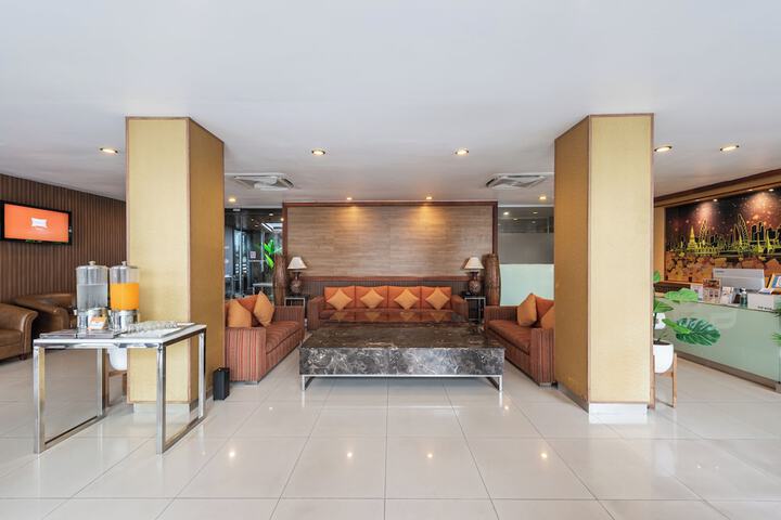 Hotel Lobby