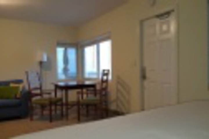 Room 387 of 695