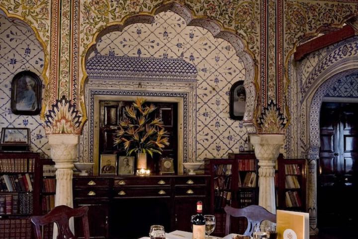 Dining 39 of 73
