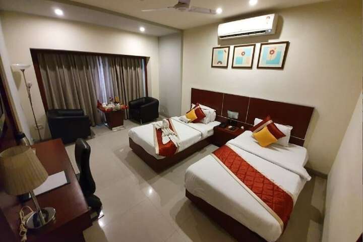 Room 14 of 48