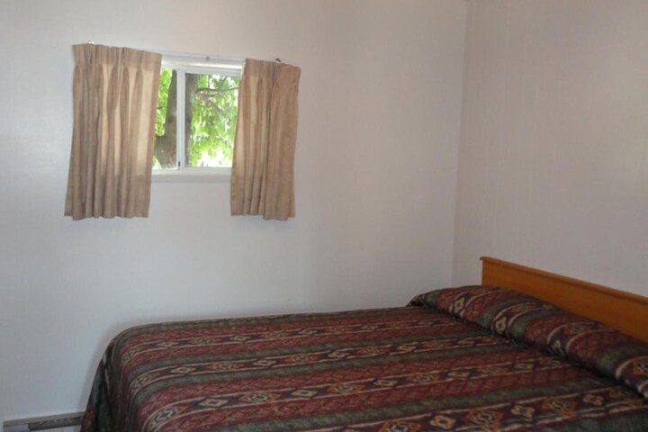 Room 7 of 38