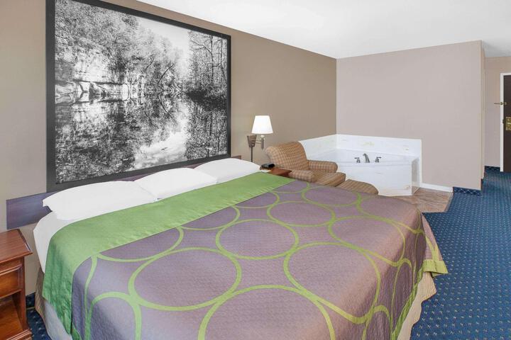 2 Queen Beds (5 of 5)