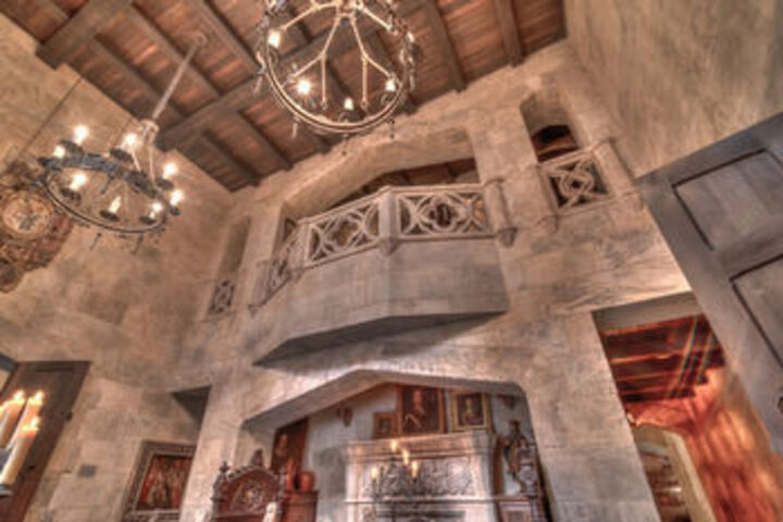 Hotel Interior 11 of 22