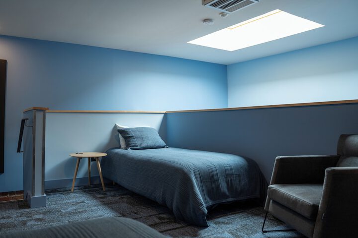 Room 16 of 50