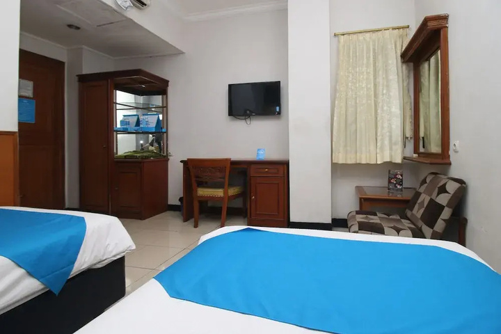 Room 3 of 21