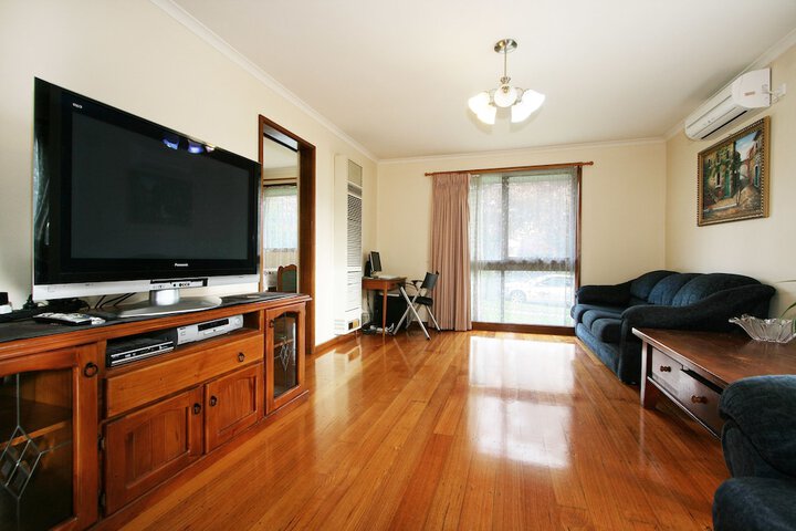 Room 26 of 96