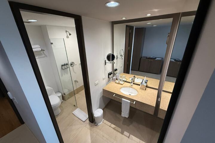 Clean Restrooms