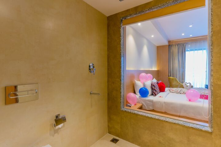 Room 20 of 35