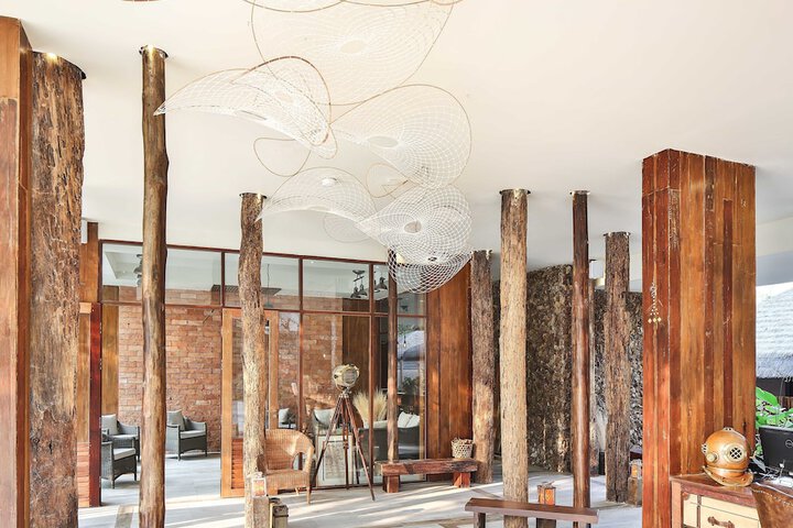 Guest Lobby