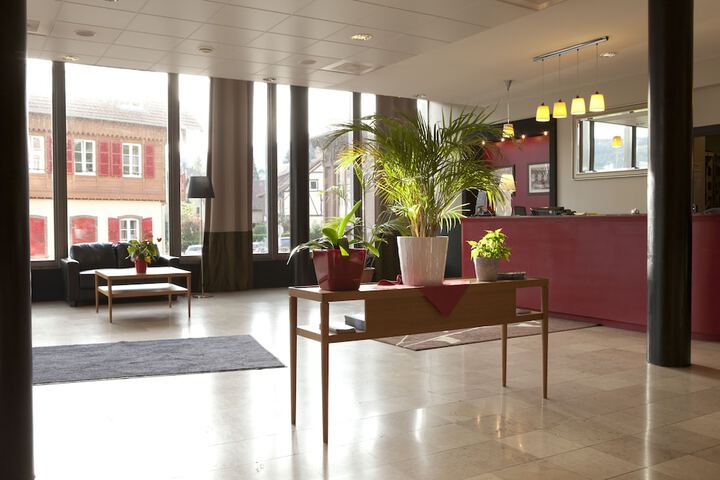 Hotel Interior 6 of 40