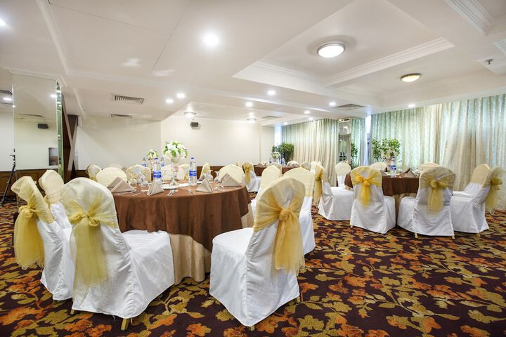 Ballroom/Hall 224 of 258