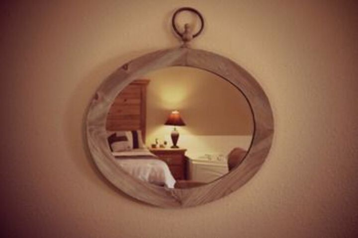 Room 25 of 42